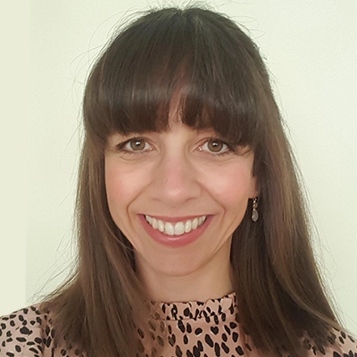 Head and shoulders photo of Stephanie Tyrer